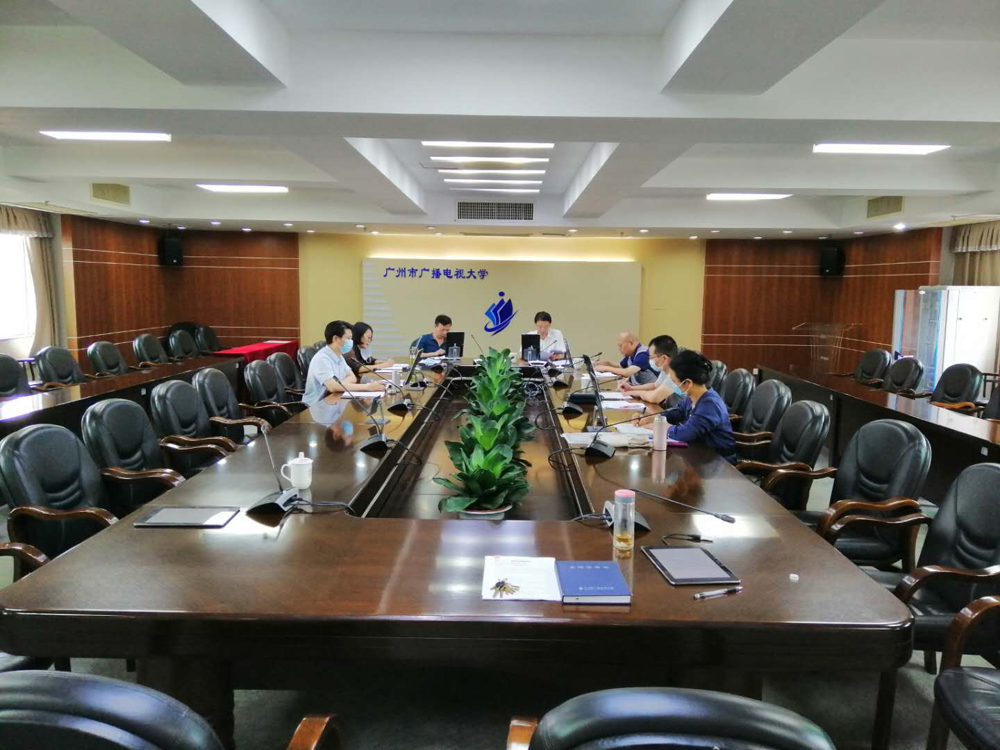 首页 >> 党员大会 >> 正文