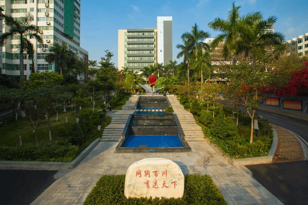 开展学生思想政治奇异果体育注册福利